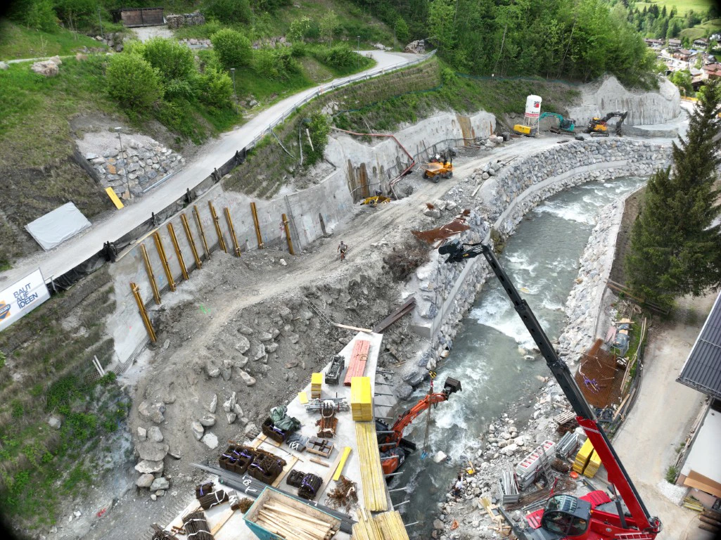 Wasserkraftwerk Wagrain Österreich (Mittel)