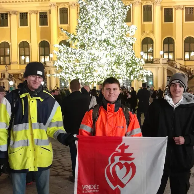 Bcb42f4e A800 49E5 Be85 05C05c671fe0