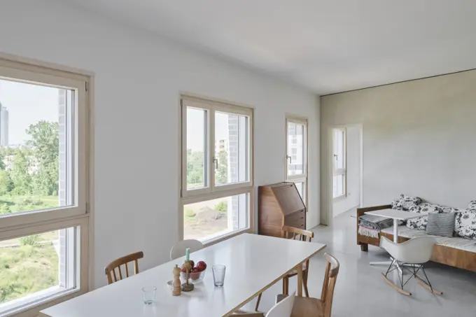 250501~1 (Mittel) (1)