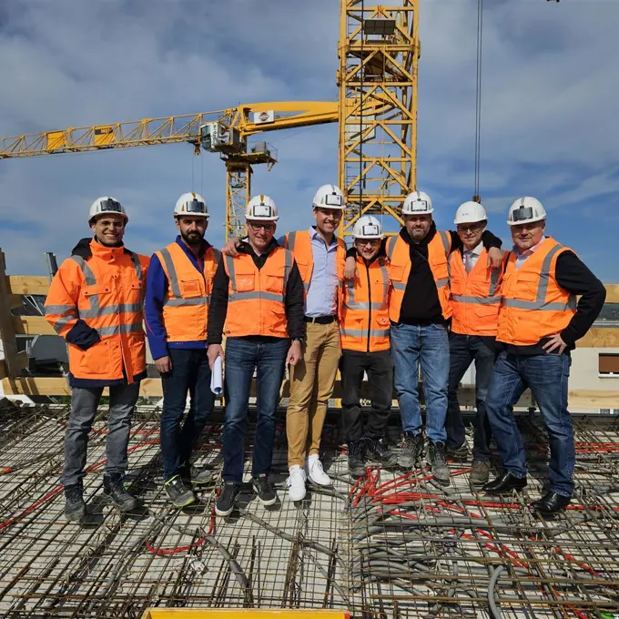 20230509 Fotos Doppelwand Mit Heiz Kühlschläuchen (4)