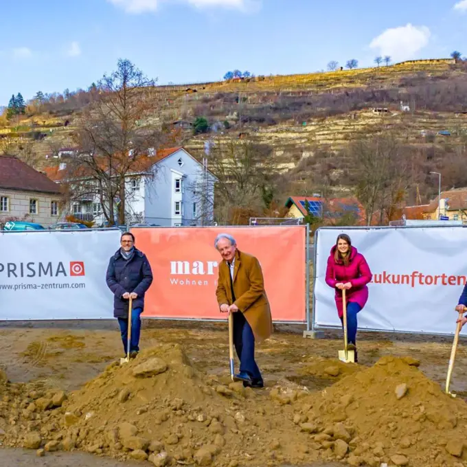 Spatenstich Größer