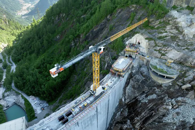 251006 Erhöhung Talsperre Limberg © Liebherr 4