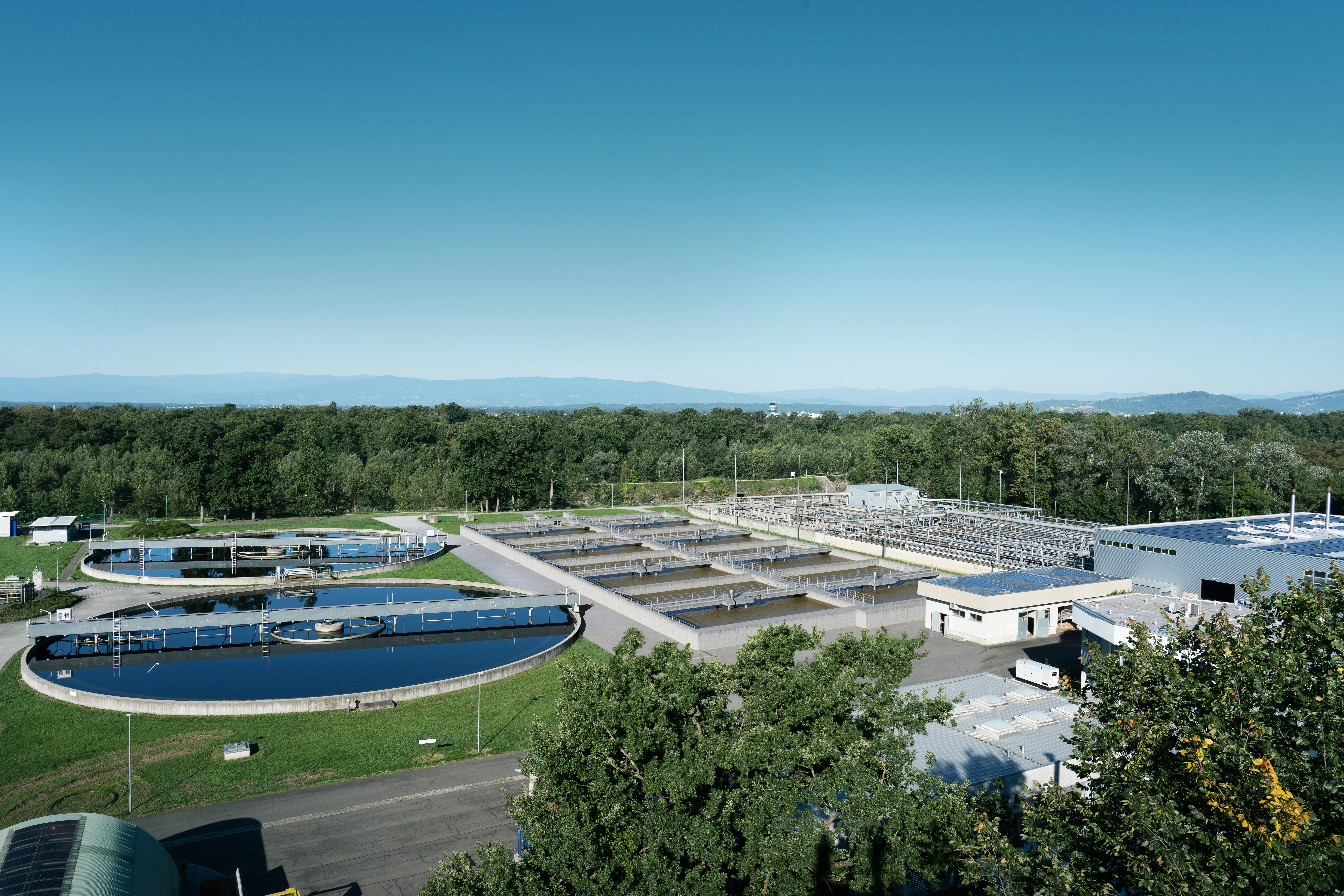 3615146406 Klaeranlage Kamera01