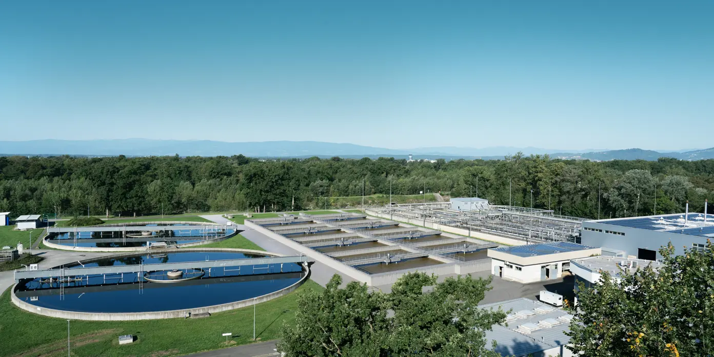 3615146406 Klaeranlage Kamera01